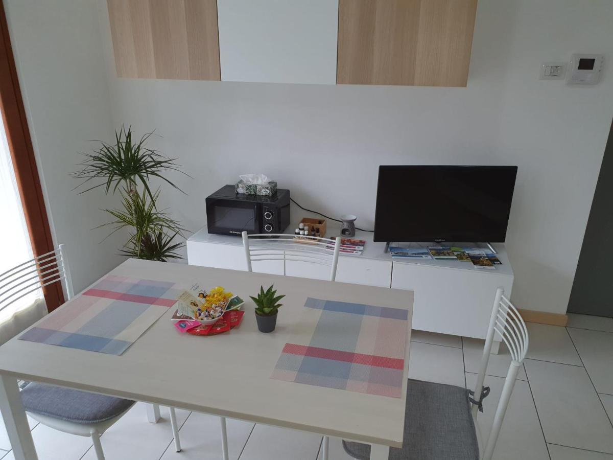 Ferienwohnung Bilocale Luminoso, Ottima Posizione Sondrio Exterior foto