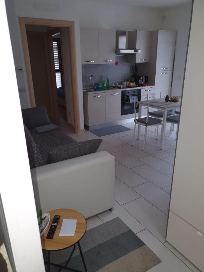 Ferienwohnung Bilocale Luminoso, Ottima Posizione Sondrio Exterior foto