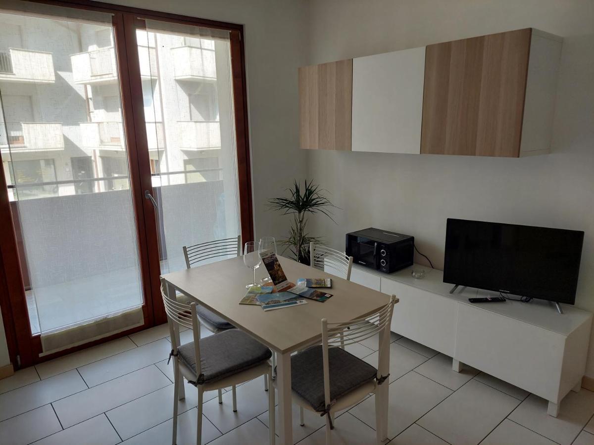 Ferienwohnung Bilocale Luminoso, Ottima Posizione Sondrio Exterior foto
